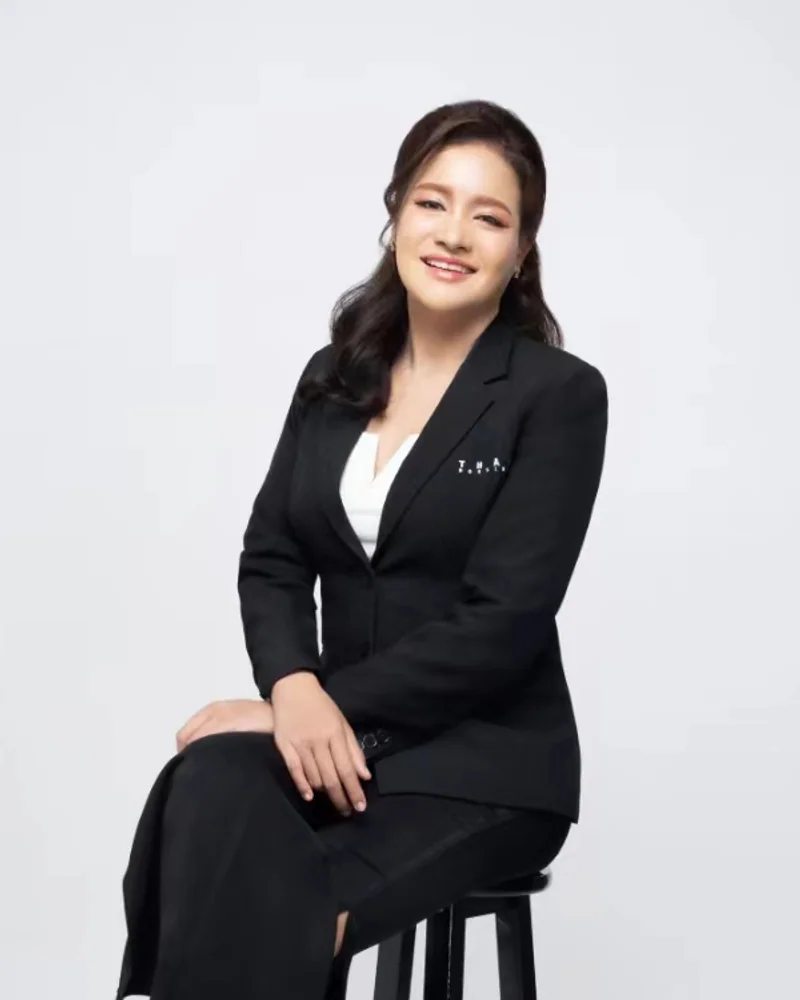 Ruethima Gertthawee 高级合伙人肖像